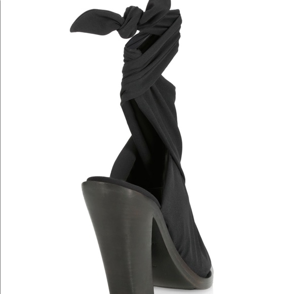 NWT Burberry Tillington Black Leather Ankle-Wrap-Tie Point-Toe Bootie Pump Mules - Picture 8 of 10